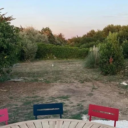Agreable Maison Avec Jardin A 600m De La Plage. La Cotiniere